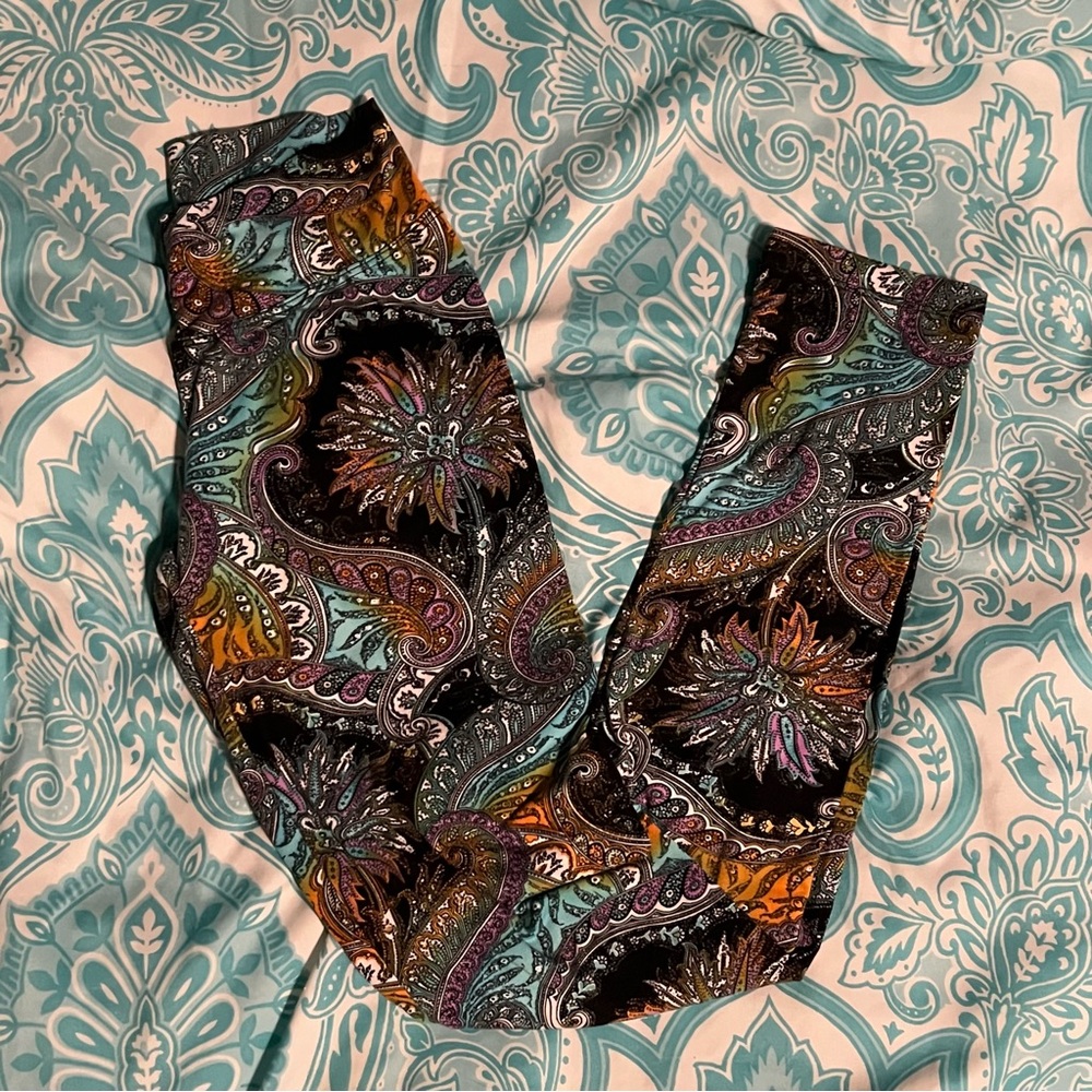 Colorful Paisley Leggings
